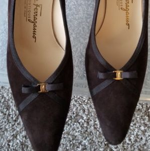 Womens Salvatore Ferragamo suede pumps